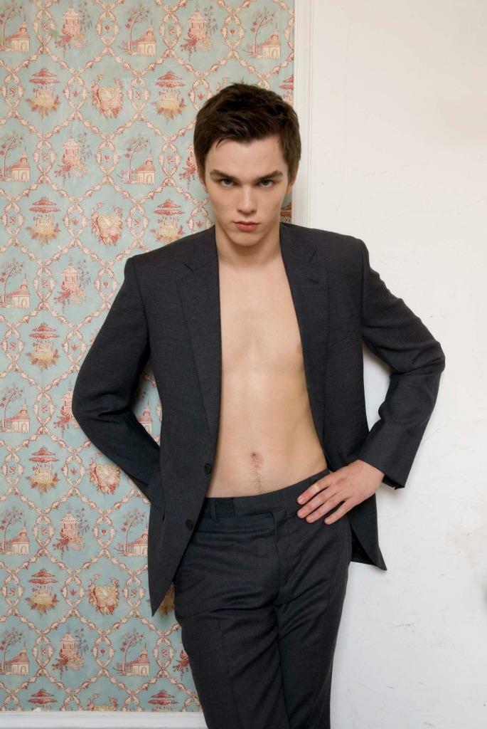 Nicholas Hoult 8x10 Picture Simply Stunning Photo Poster painting Gorgeous Celebrity #7