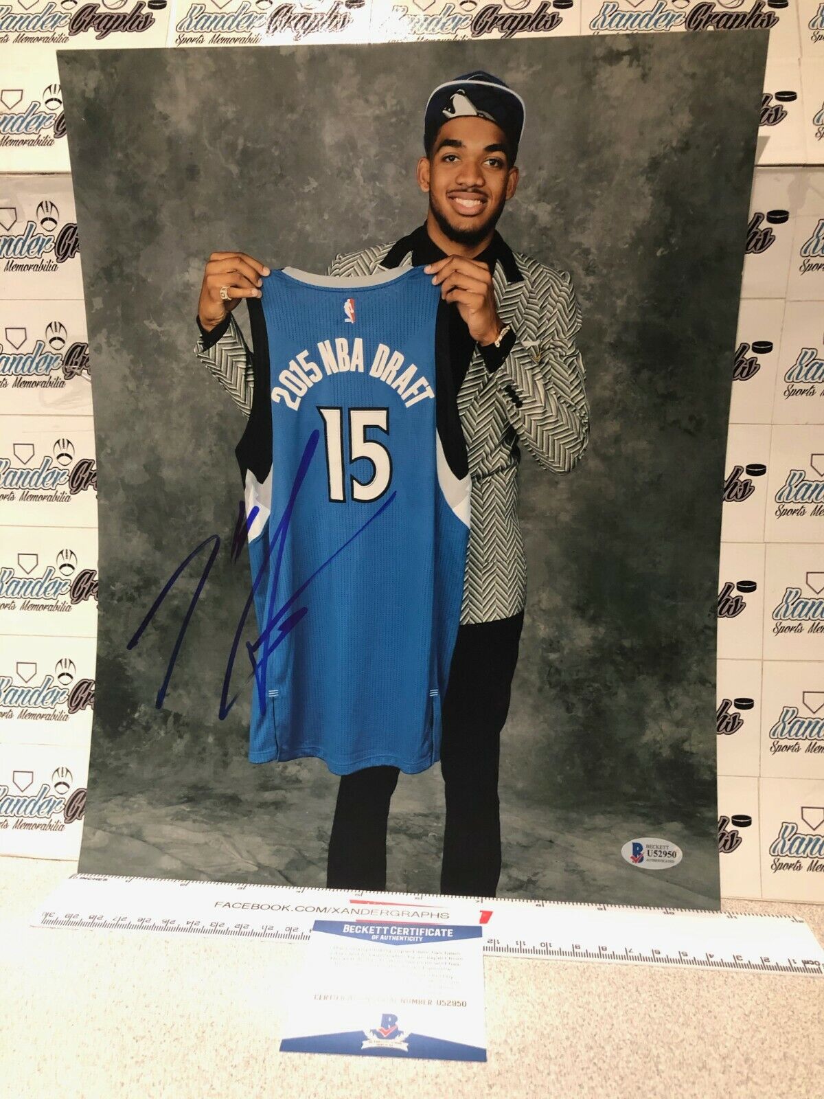 KARL ANTHONY TOWNS WOLVES SIGNED AUTOGRAPHED 11X14 BASKETBALL Photo Poster painting-BAS COA