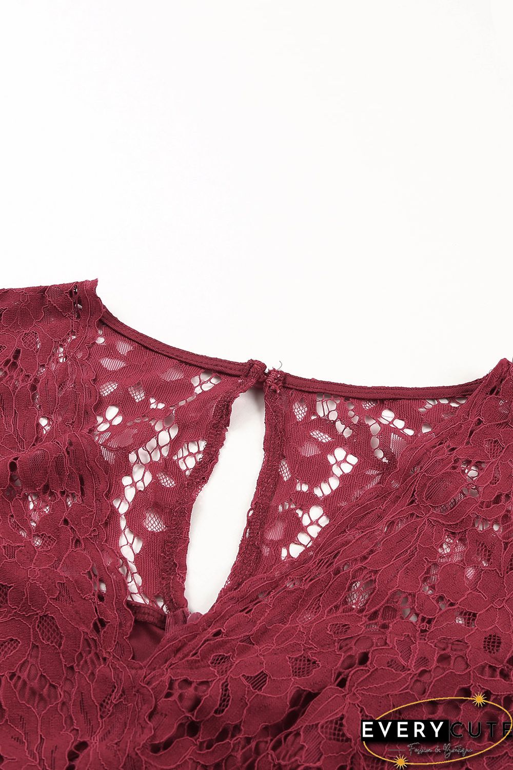 Red Lace Scalloped V Neck 3/4 Sleeves Pleated Tulle Plus Maxi Dress