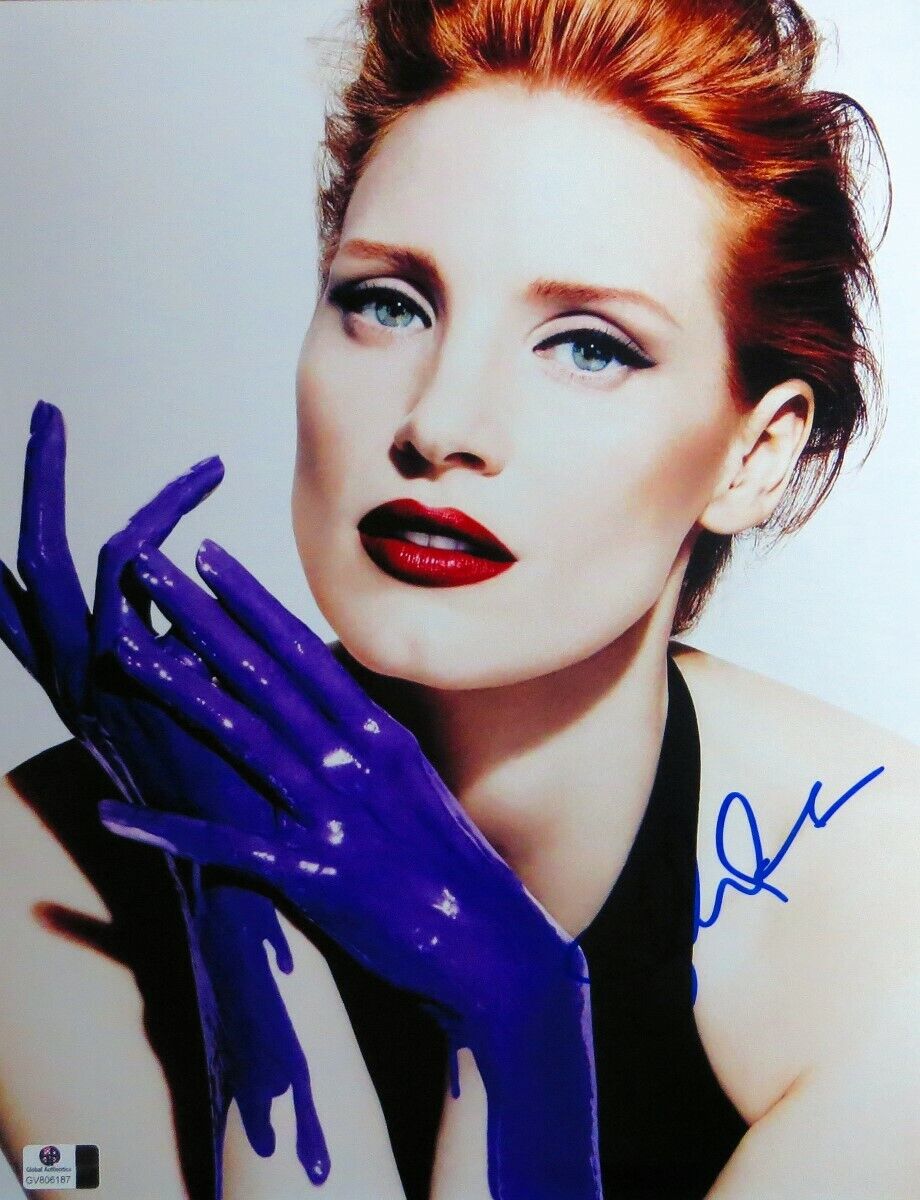 Jessica Chastain Signed Autographed 11X14 Photo Poster painting Sexy Blue Paints on Hands 806187