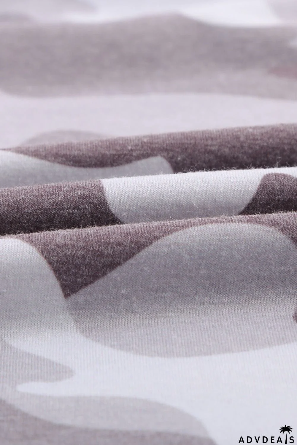 Women's Gray Camouflage Print Short Sleeve Tee