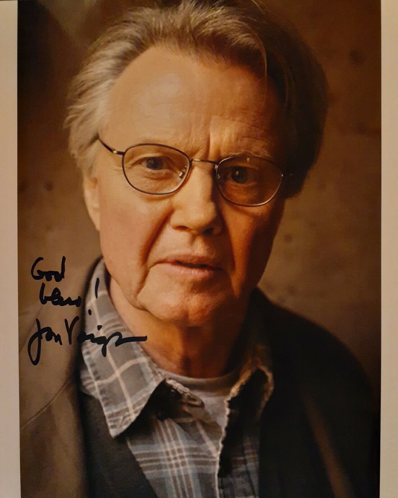 Jon Voight signed 8x10