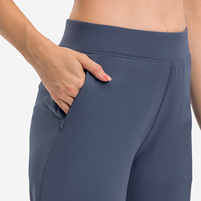 best workout shorts with pockets
