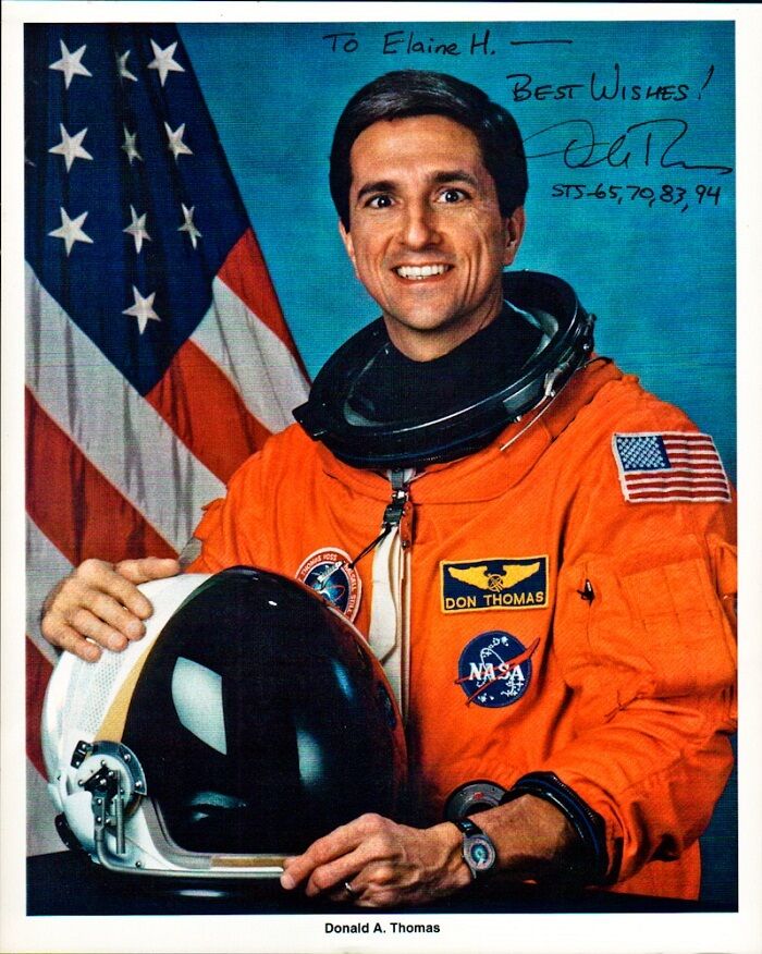 Shuttle Astronaut DONALD A. THOMAS Signed Photo Poster painting