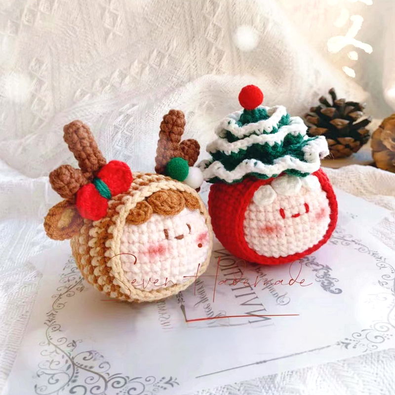 DIY Christmas Tree Pom Knitting Kit - Crochet Yarn Reindeer Keychain Set