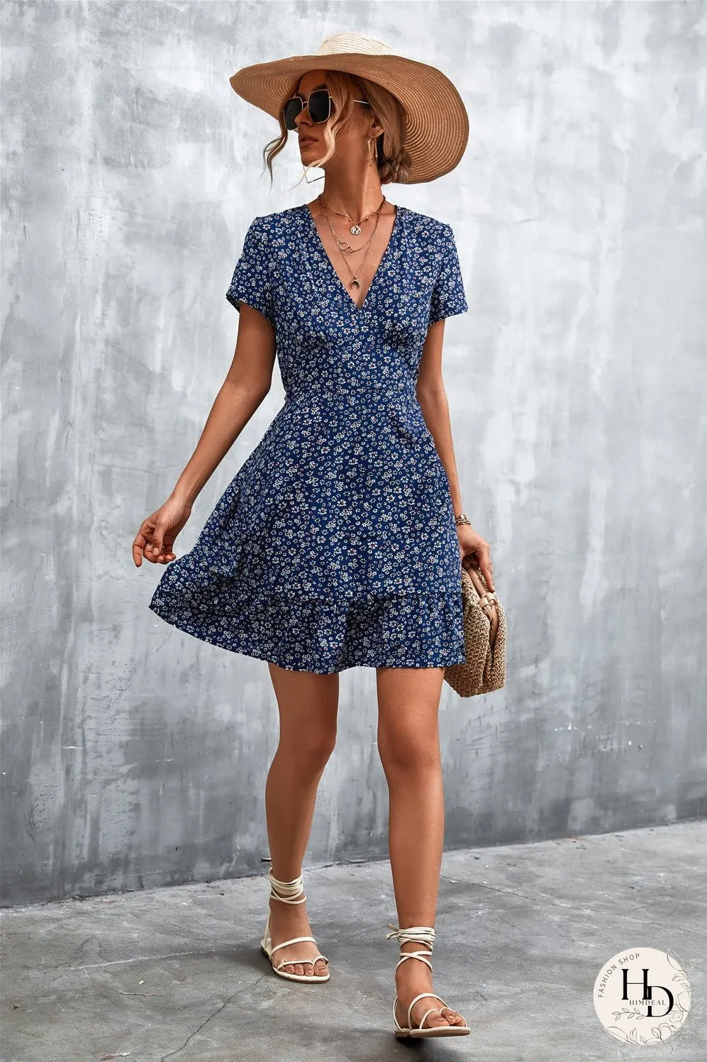 Ditsy Floral V-Neck Short Sleeve Dress
