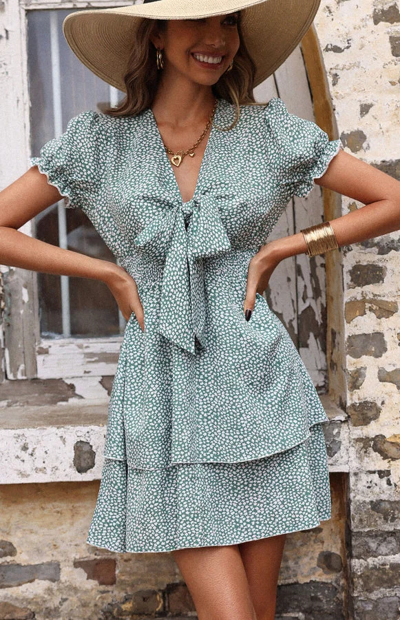 Women's Small Floral Cake Dress Waist Bow V-neck Dress