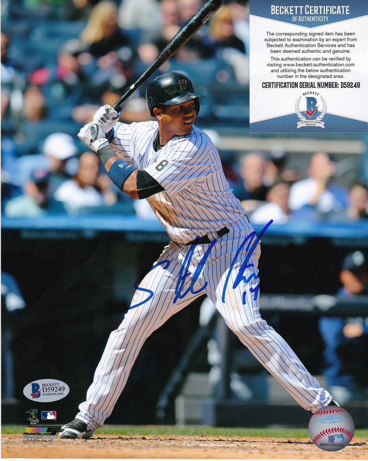 STARLIN CASTRO NEW YORK YANKEES BECKETT AUTHENTICATED ACTION SIGNED 8x10