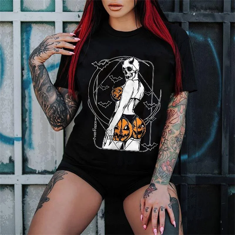 Pumpkin Bones Bats Printed Women's T-shirt -  