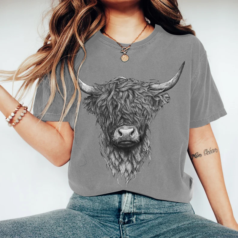 Comstylish Women's Cool Highland Cow Casual T-Shirt