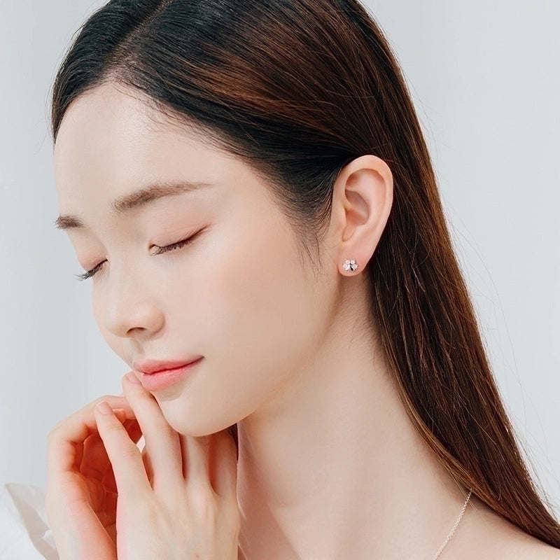 1 Pair Silver Zircon Cat’s Paw Ear Studs