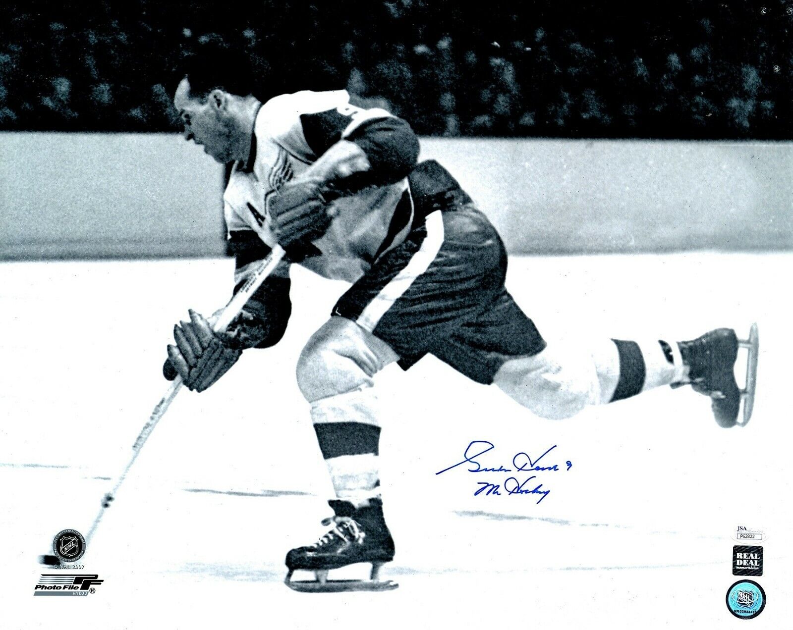 Gordie Howe Signed Autographed Detroit Red Wings 16x20 Photo Poster painting Deceased 2016 + JSA