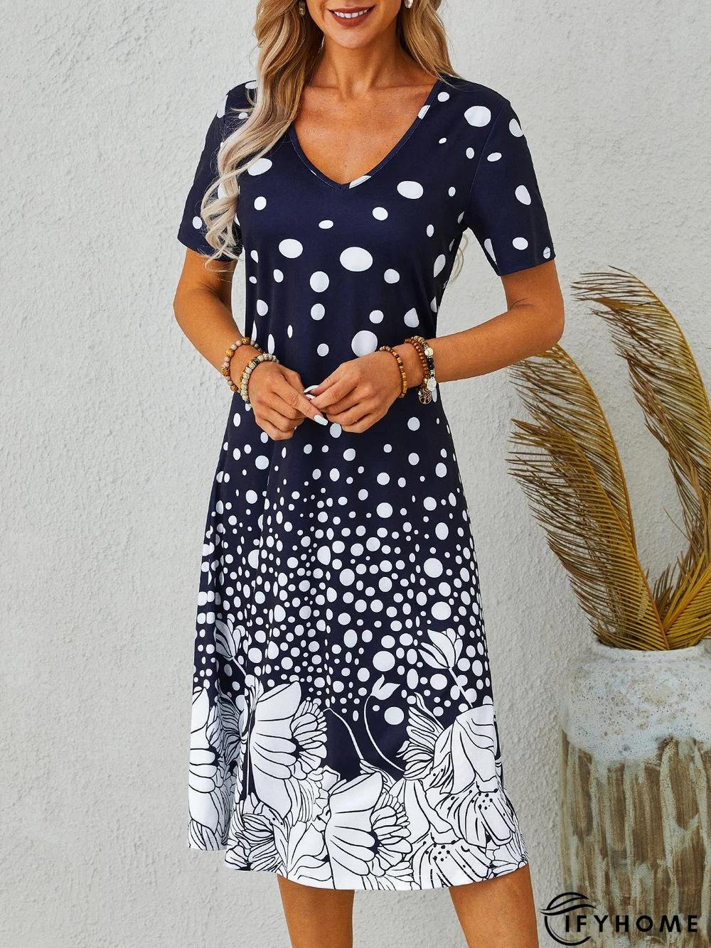 V Neck Short Sleeve A-Line Holiday Knitting Dress | IFYHOME