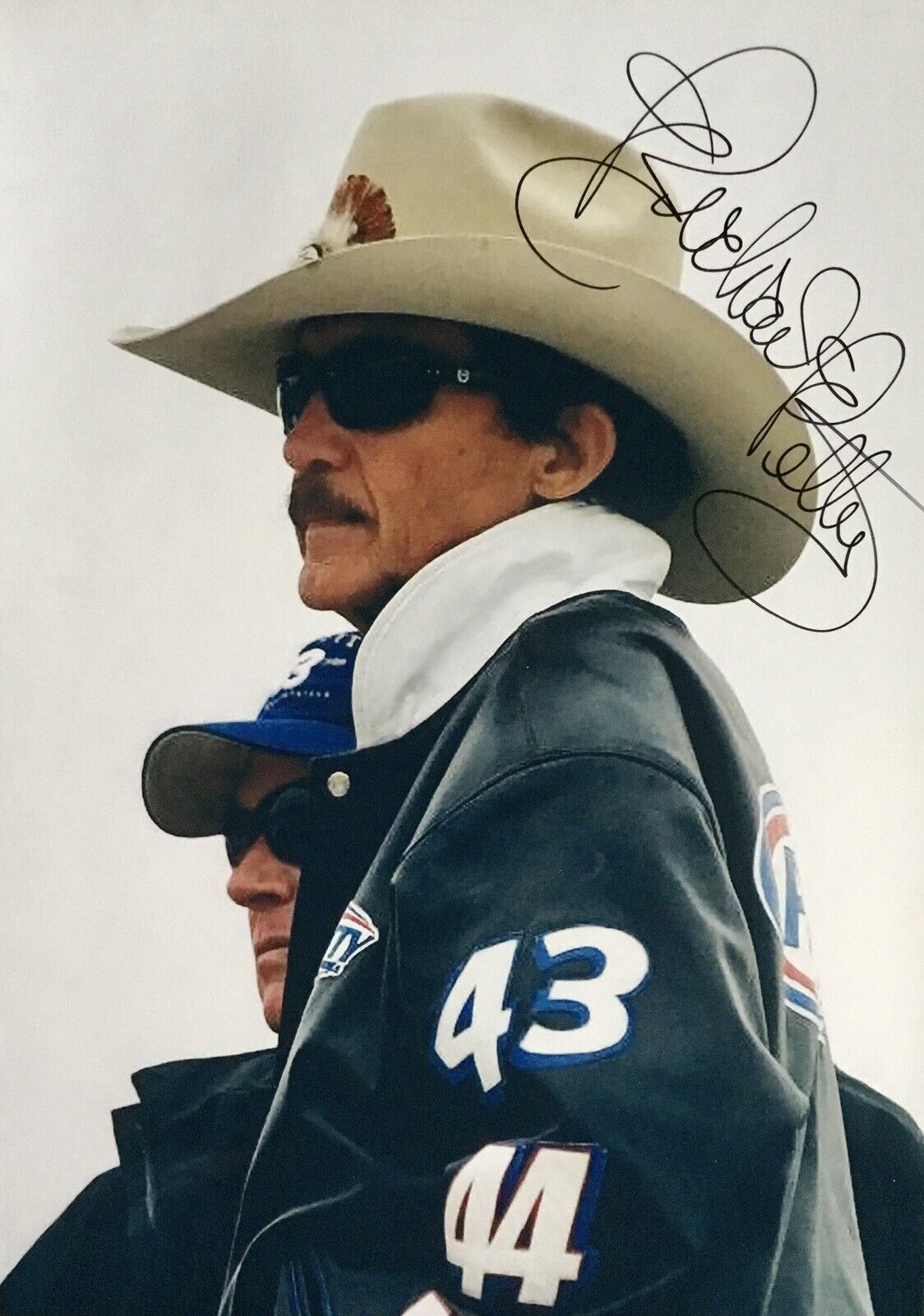 Richard Petty Signed Photo Poster paintinggraph