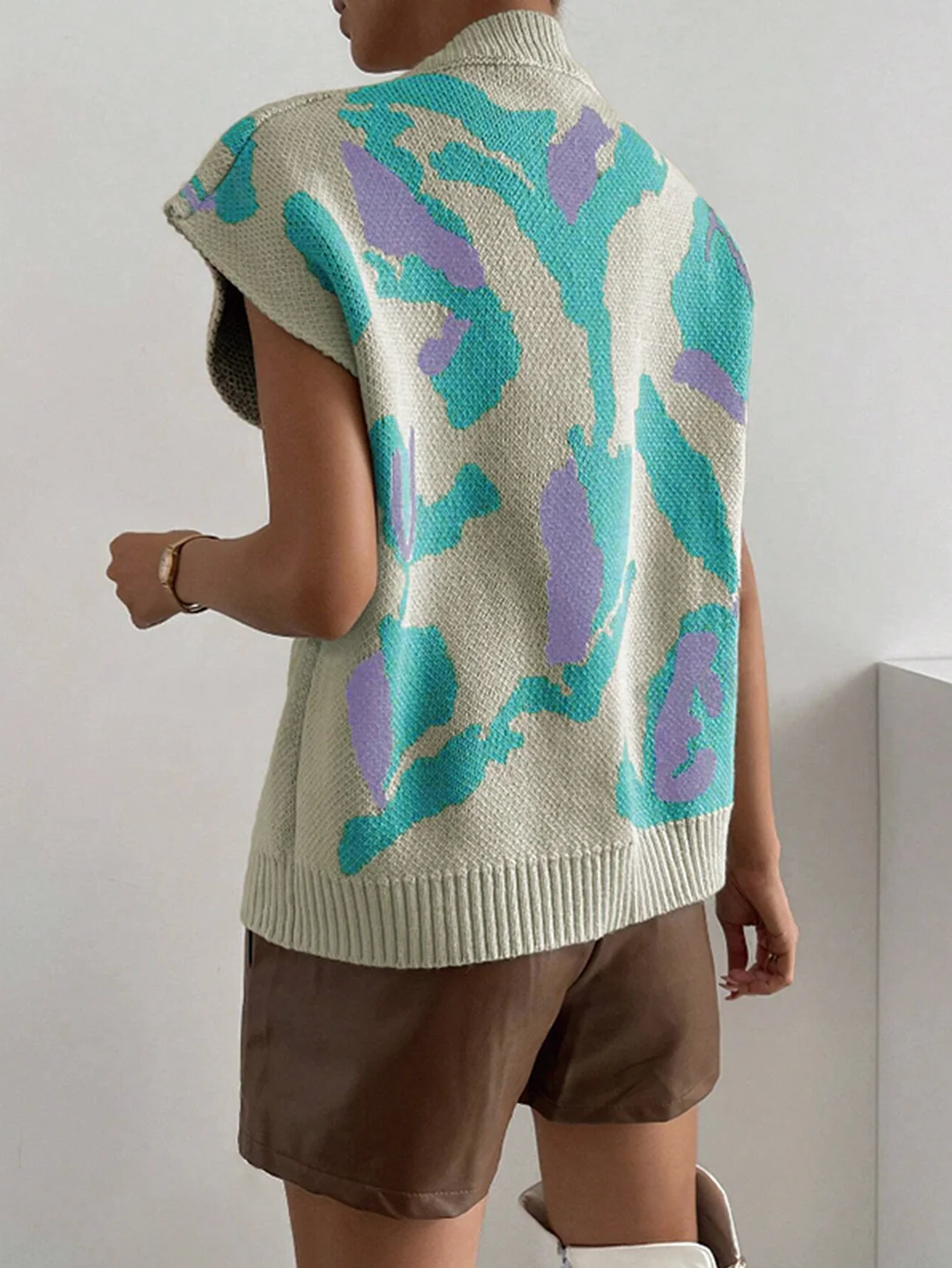 Nigikala Nigikala Collared Threaded Silk Sweater Temperament Fashion Knitted Vest