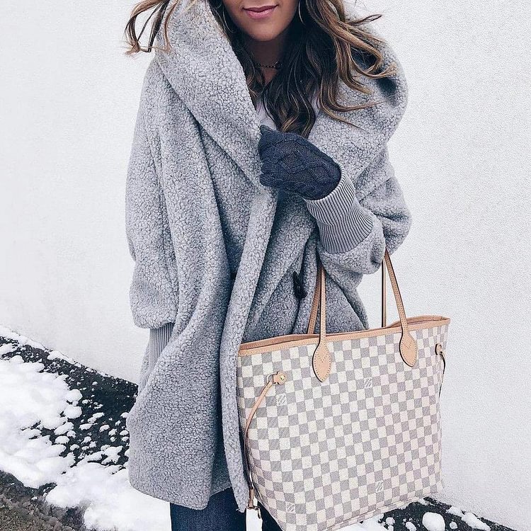 LONG SLEEVE COLLARED CUTE COAT