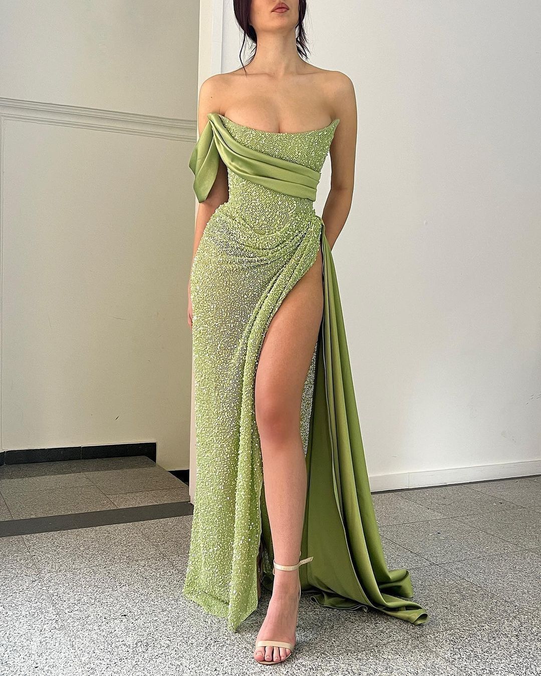 Weitese Dress Elegant Charming Sheath Dark Green Sweetheart Strapless Satin Prom Dresses with Split