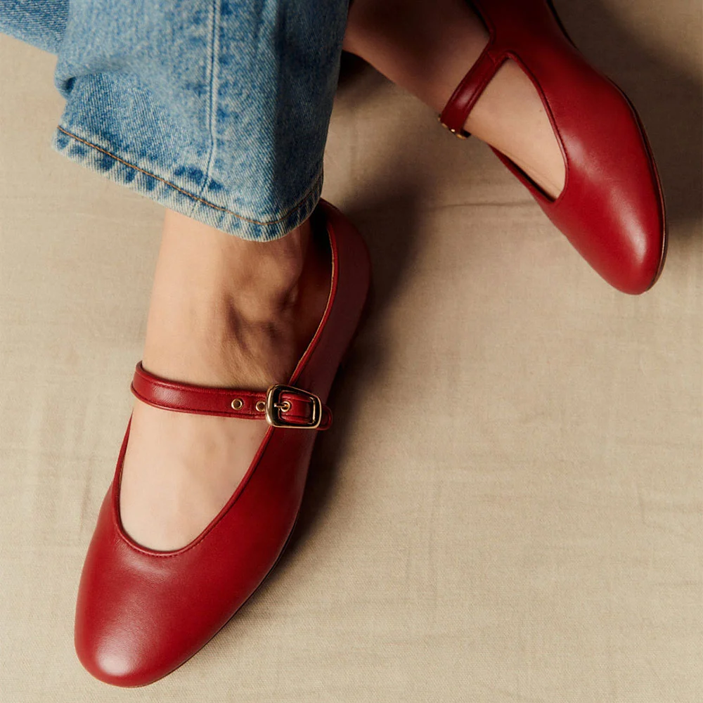 Faux Leather Round Toe Flat Buckle Women Mary Jane Shoes in Red