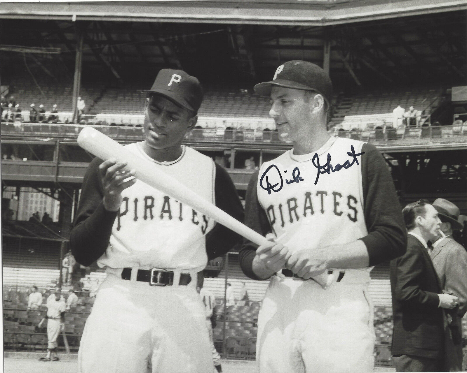 PITTSBURGH PIRATES DICK GROAT HAND SIGNED AUTHENTIC 8X10 Photo Poster painting 3 w/COA LEGEND