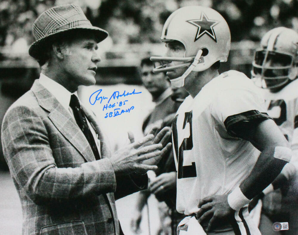 Roger Staubach Autographed Cowboys 16x20 B&W Photo Poster painting w/2 Insc.- Beckett W Hologram