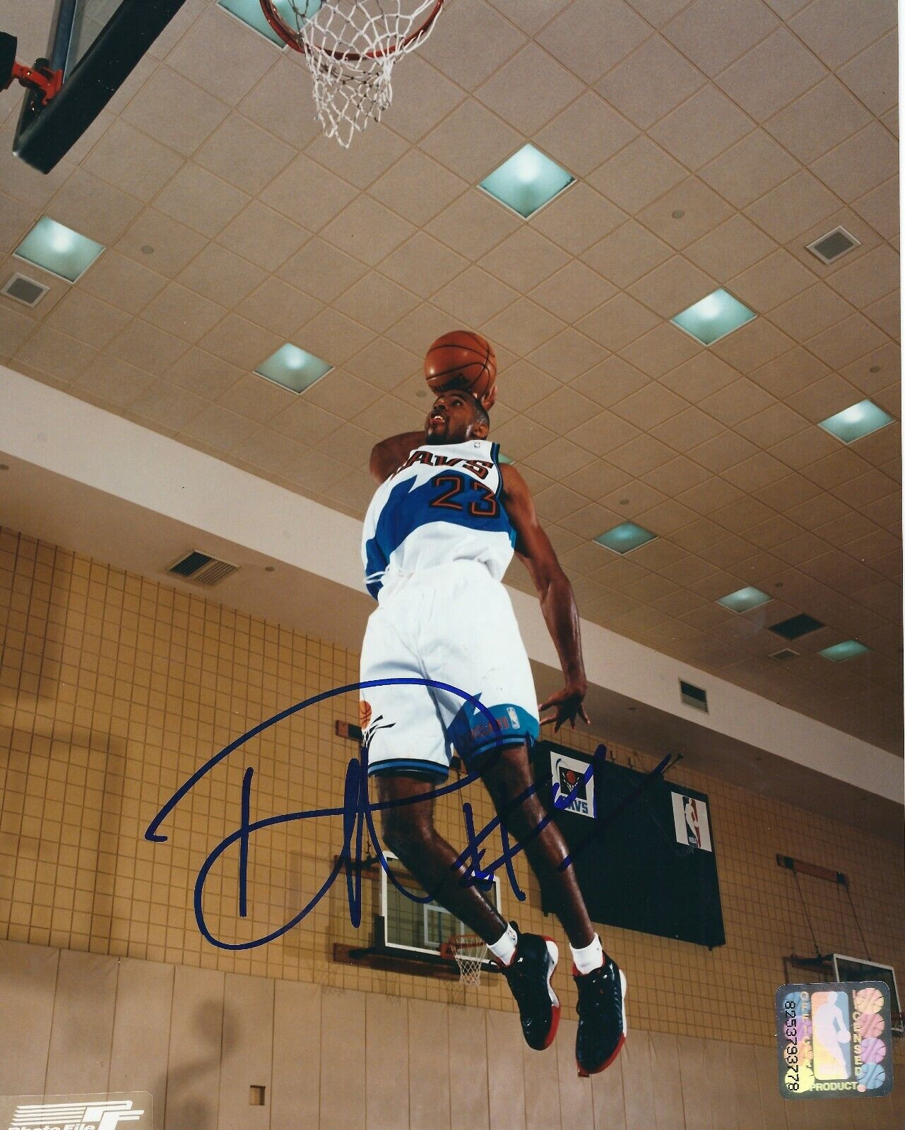 Autographed DEREK ANDERSON 8x10 Cleveland Cavaliers Photo Poster painting w/COA