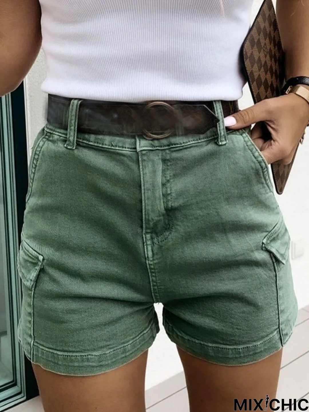 Green Fashion Pockets Casual Solid Shorts