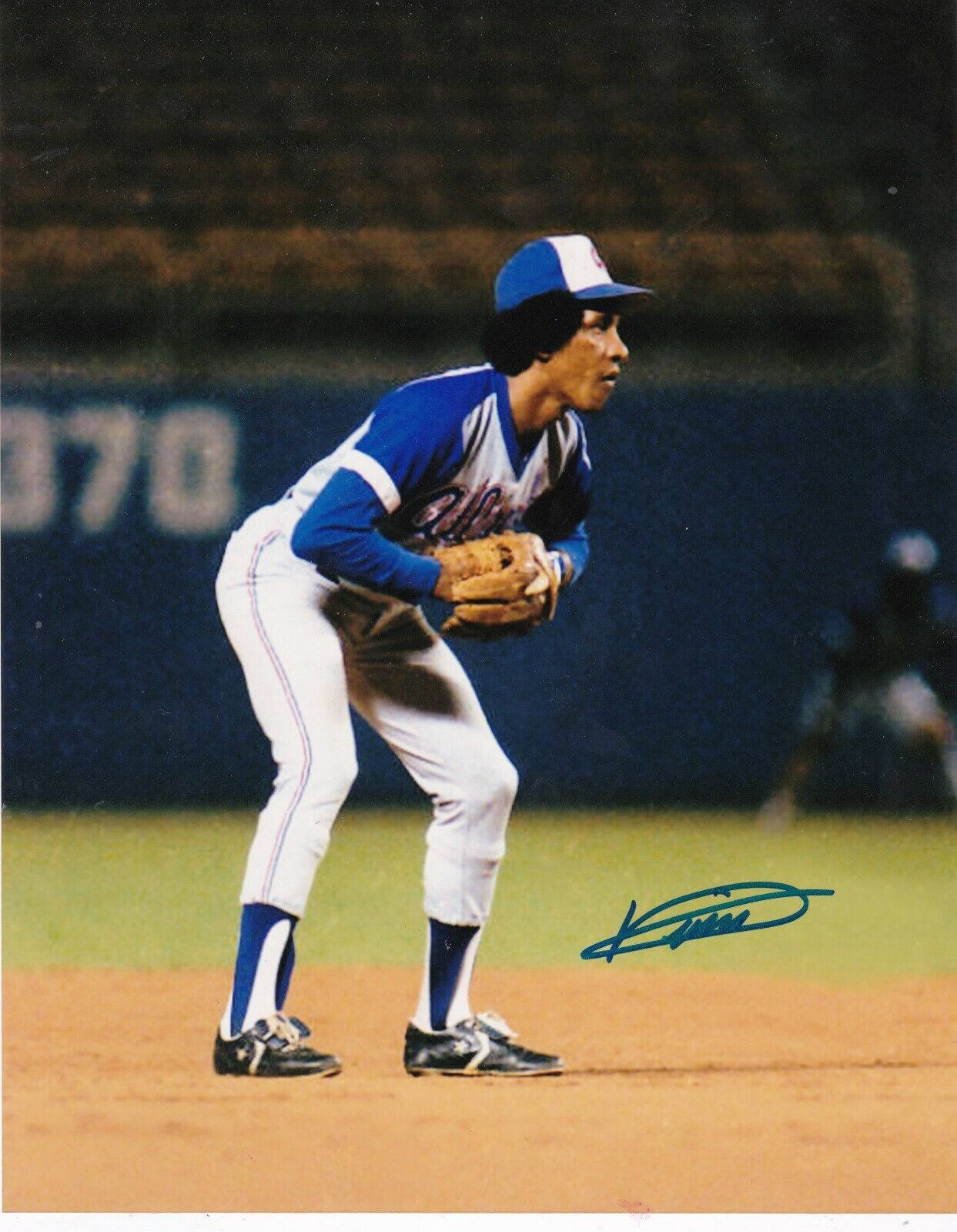 PEPE FRIAS ATLANTA BRAVES ACTION SIGNED 8x10