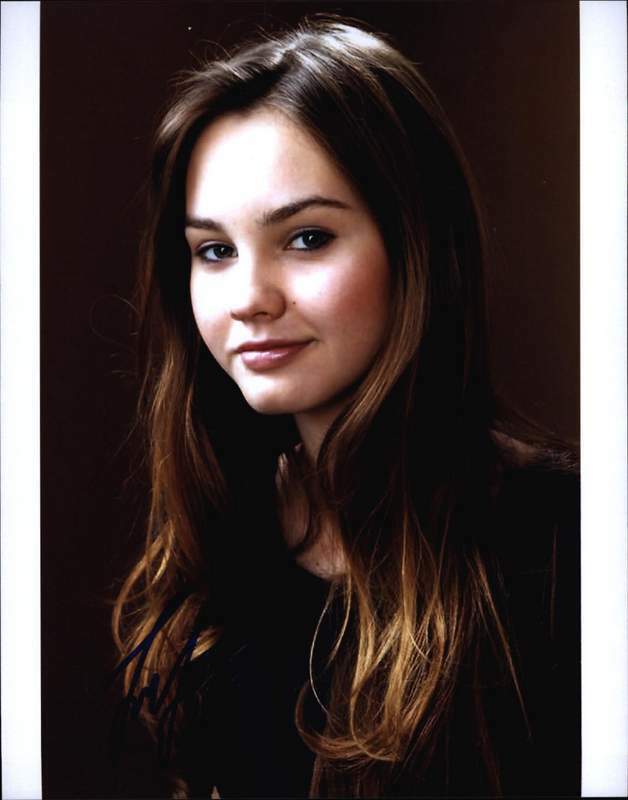 Liana Liberato authentic signed celebrity 8x10 Photo Poster painting W/Cert Autographed A0005