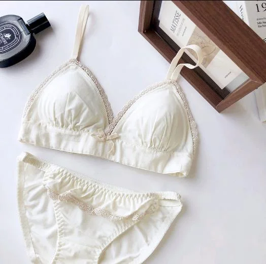 Wriufred Retro Cotton Wire Free Bra Sets Sexy Lace Lingerie Set Triangle Cup Women Bra Underpants Suit Girl Cute Bow Underwear