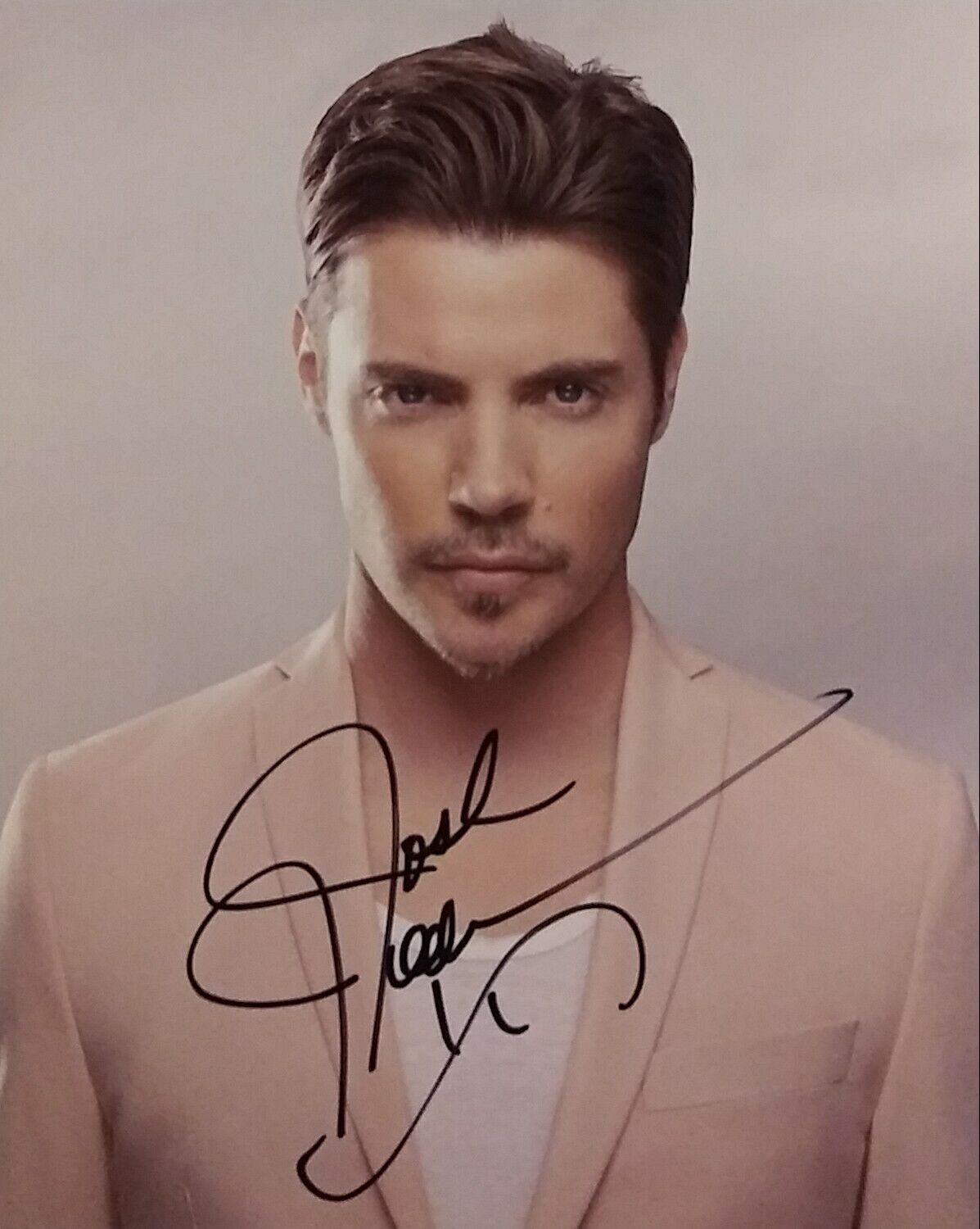 Josh Henderson signed 8 x 10