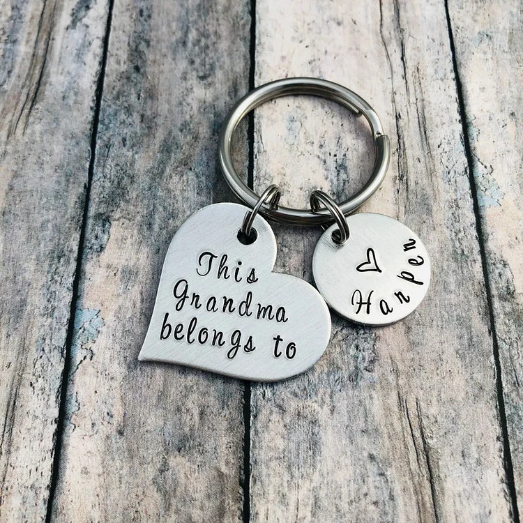 Personalized Name Keychain for Grandma "This Grandma Belongs To"
