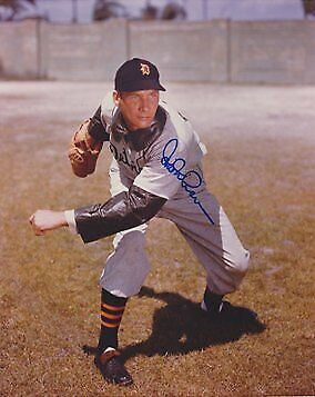 Hal Newhouser Signed - Autographed Detroit Tigers 8x10 inch Photo Poster painting + RDM COA