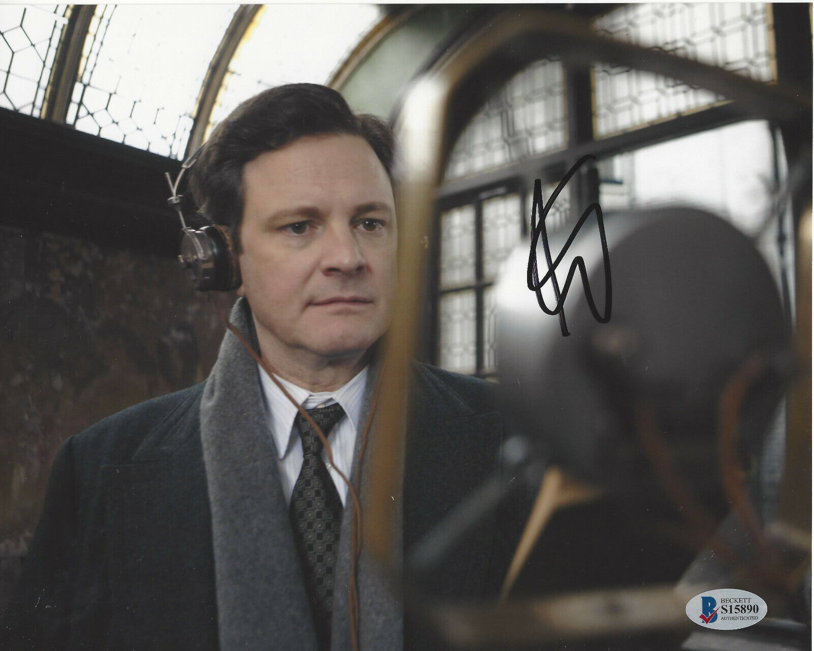 COLIN FIRTH SIGNED 'THE KING'S SPEECH' 8X10 MOVIE Photo Poster painting ACTOR BECKETT COA BAS