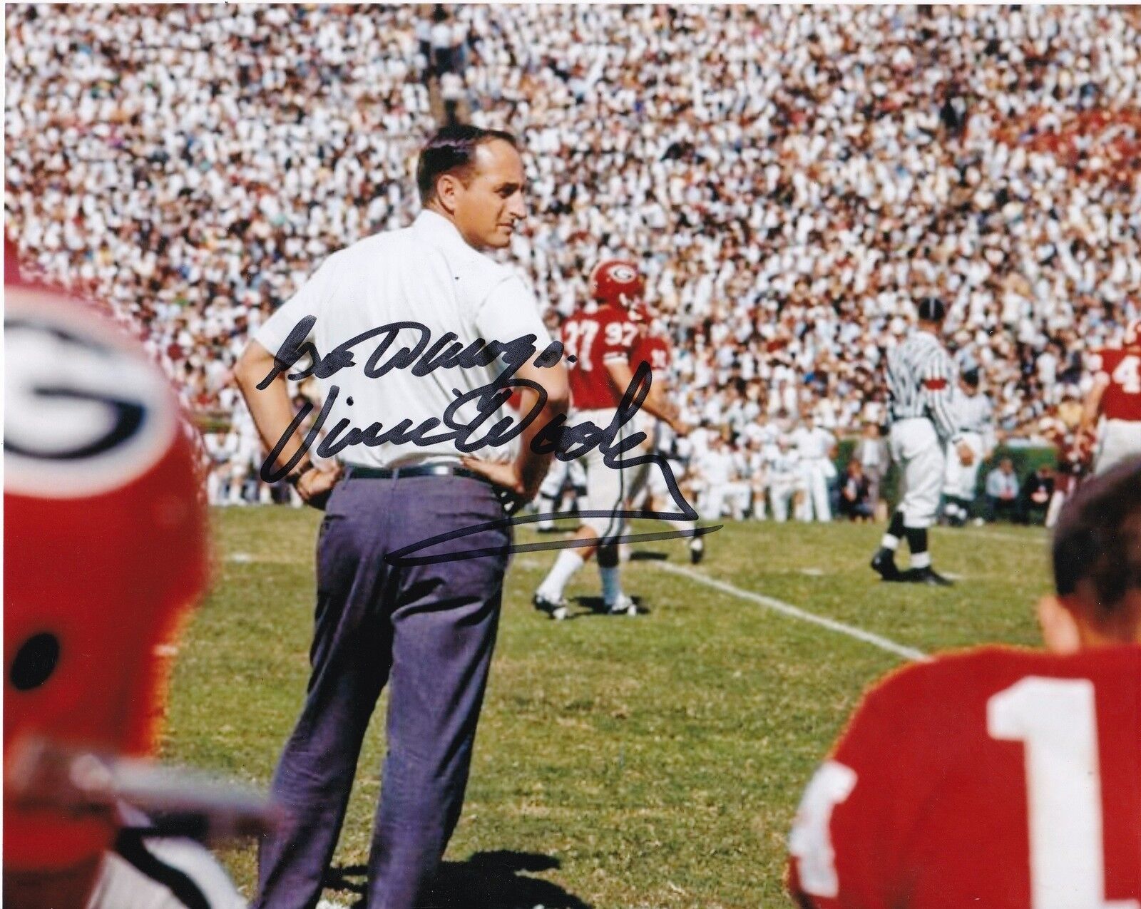 VINCE DOOLEY GEORGIA BULLDOGS ACTION SIGNED 8x10