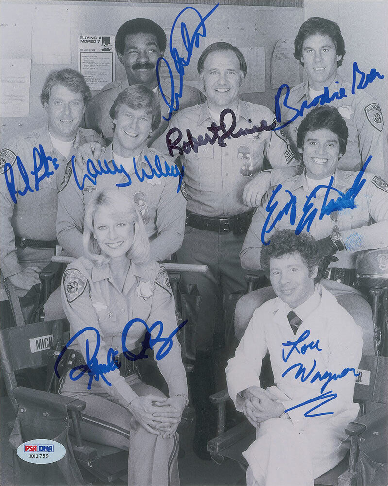 CHIPS' Cast Signed x8 Photo Poster paintinggraph - TV Stars Actors / Actresses - preprint