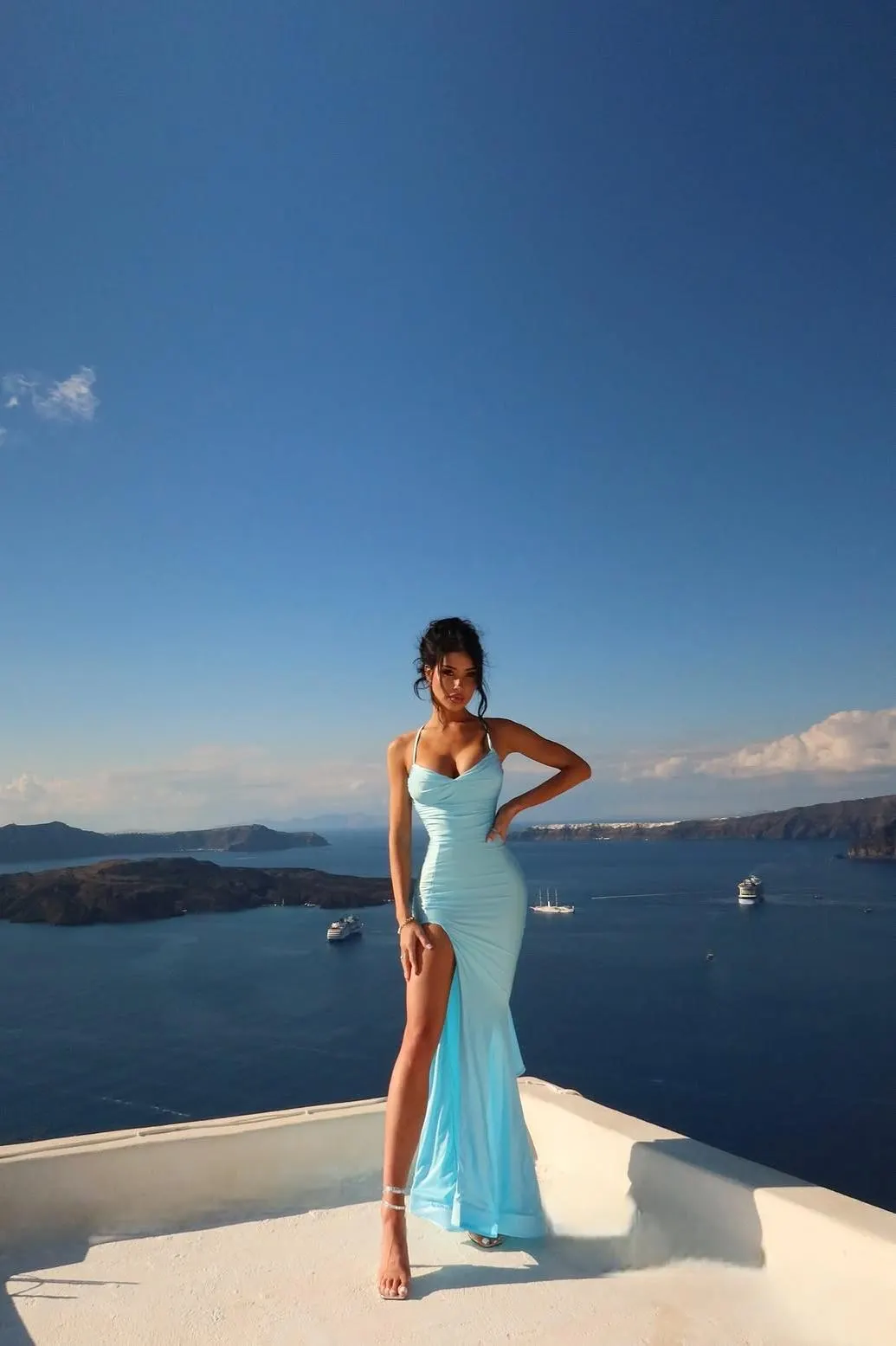 Halter V-Neck Sleeveless Long Pleated Prom Dress With High Slit And Lace-Up Back Wellcucu PM0154
