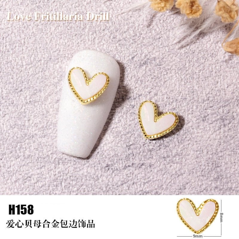 10pcs/lot Luxury 3D Fritillaria Shell Love Heart Alloy Nail Art Metal Manicure Nails Accessories DIY Nail Decorations Charms