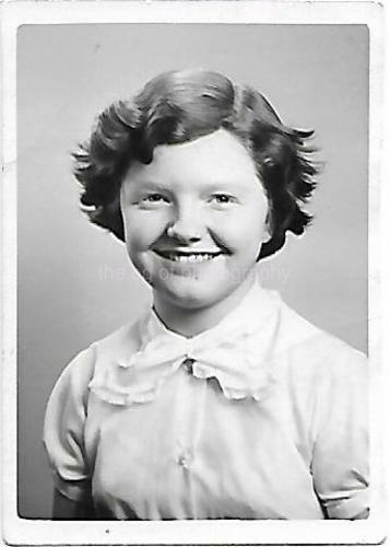 YOUNG GIRL Small Found Photo Poster painting bwOriginal Portrait VINTAGE 05 18 R