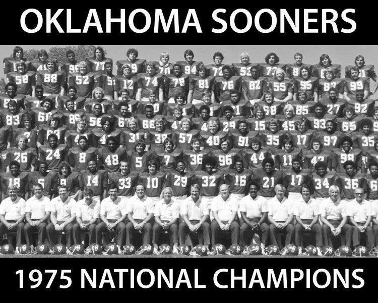 1975 OKLAHOMA SOONERS Team National Champions Team Glossy 8 x 10 Photo Poster painting Poster