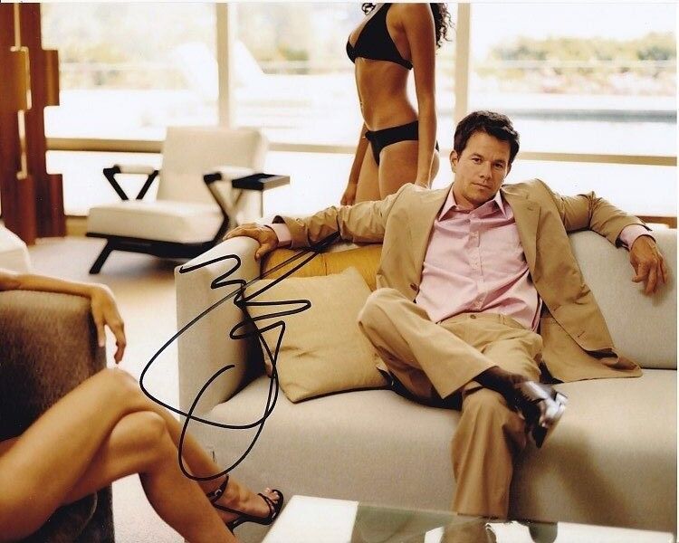 MARK WAHLBERG signed autographed Photo Poster painting