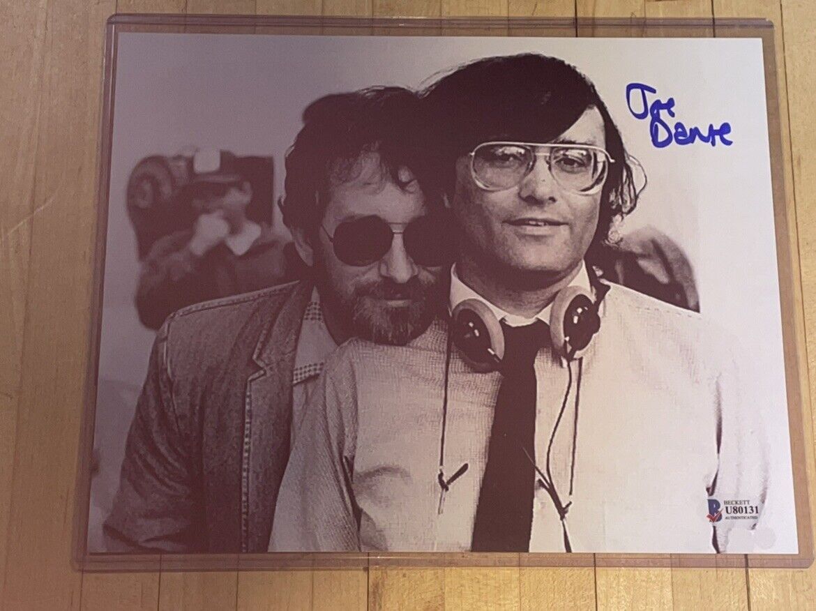 Joe Dante signed Gremlins 8x10 Photo Poster painting 8x10 autographed Photo Poster painting BAS Beckett COA (B)