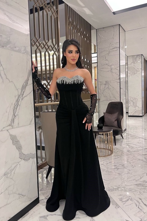 Beaded Black Strapless Sweetheart Prom Dress | ZT0313
