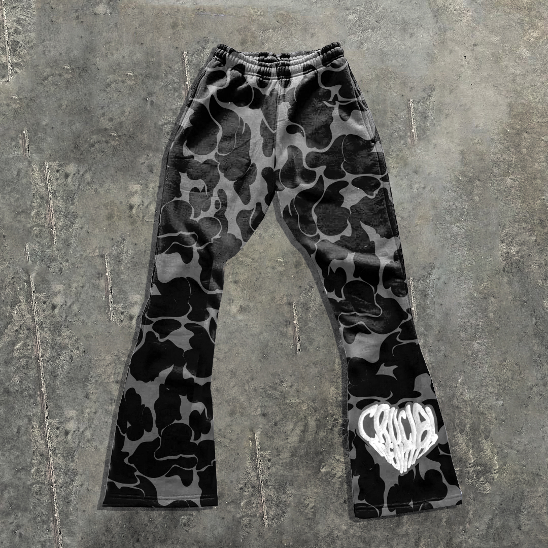 Sopula Unisex Men's Street Camo Heart Graphic Print Flared Pants - SOPULA