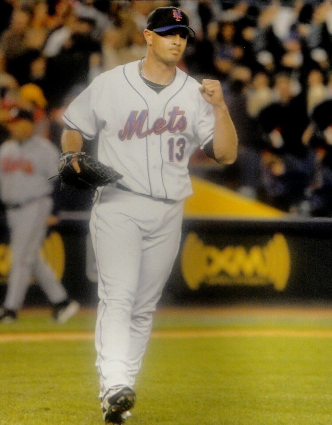 Billy Wagner Unsigned 16x20 Photo Poster painting New York Mets Pitching Fist Pump #13