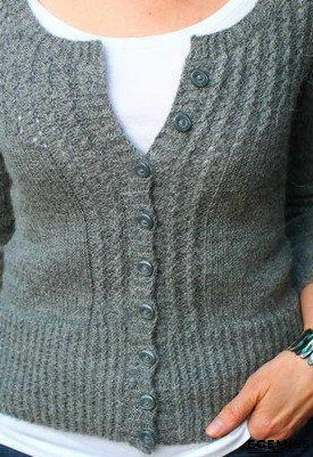 Casual Solid Knitted Buttoned Sweater | EGEMISS