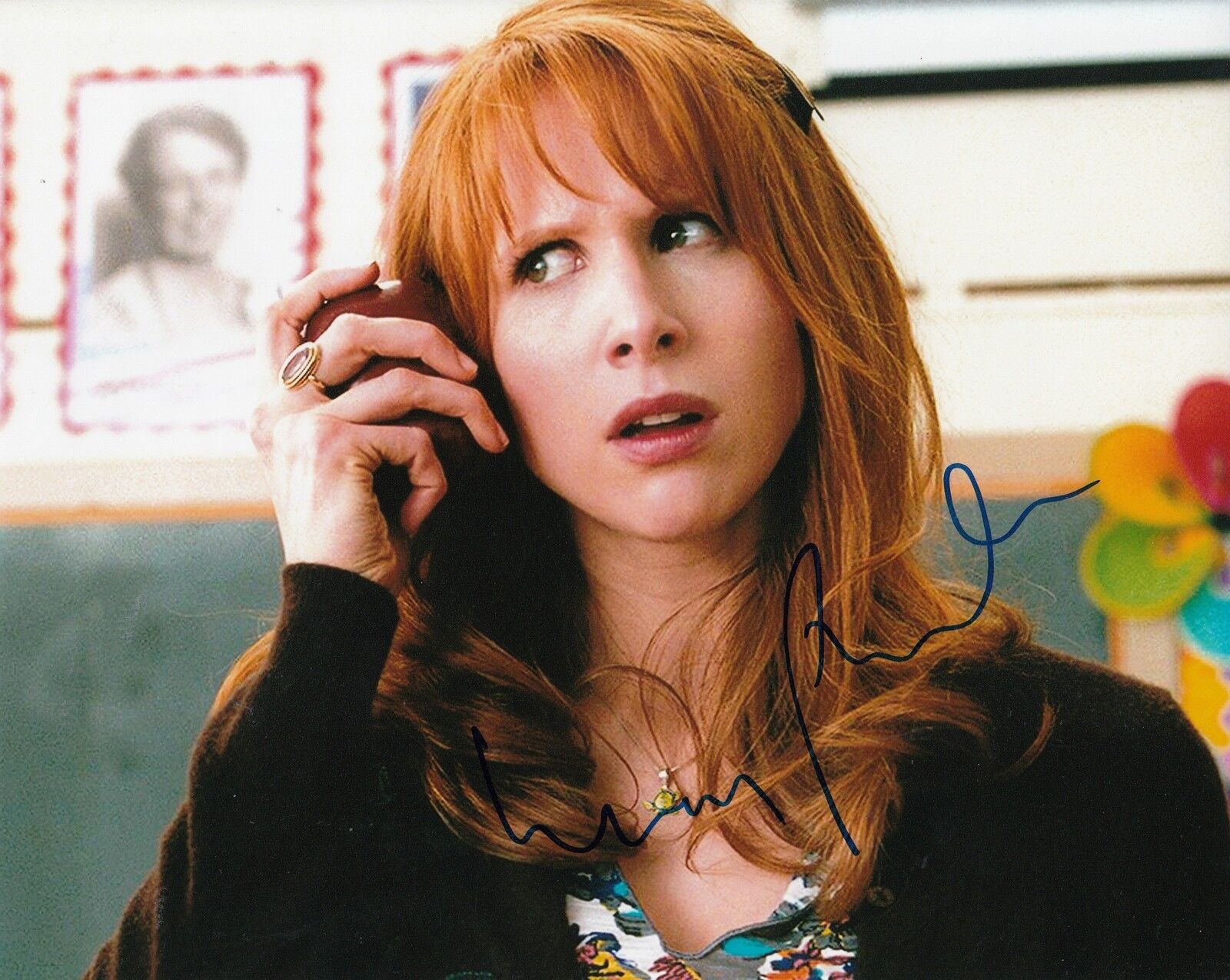 LUCY PUNCH signed (BAD TEACHER) MOVIE 8X10 Photo Poster painting *AMY SQUIRREL* W/COA #2