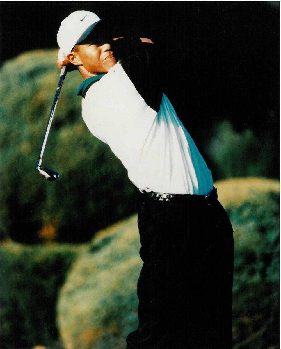 Tiger Woods Unsigned 8x10 Glossy Photo Poster painting #6