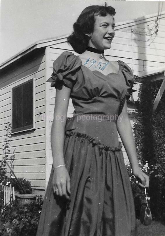 50s FOUND Photo Poster painting Original BLACK + WHITE Portrait YOUNG WOMAND 02 9