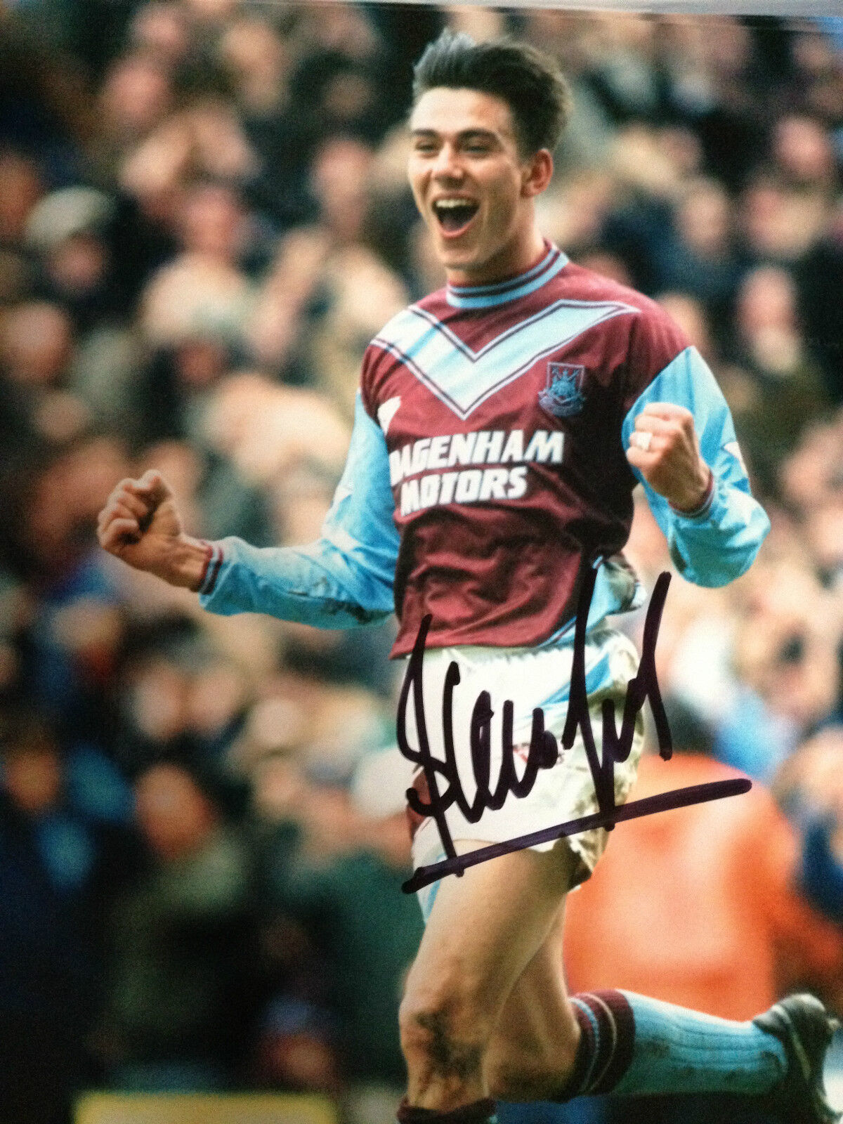 STEVE JONES - WEST HAM LEGEND - STUNNING SIGNED COLOUR Photo Poster paintingGRAPH