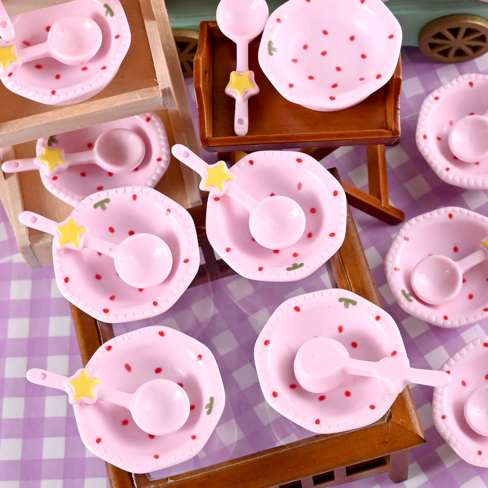 Strawberry Dessert Bowl with Star Spoon